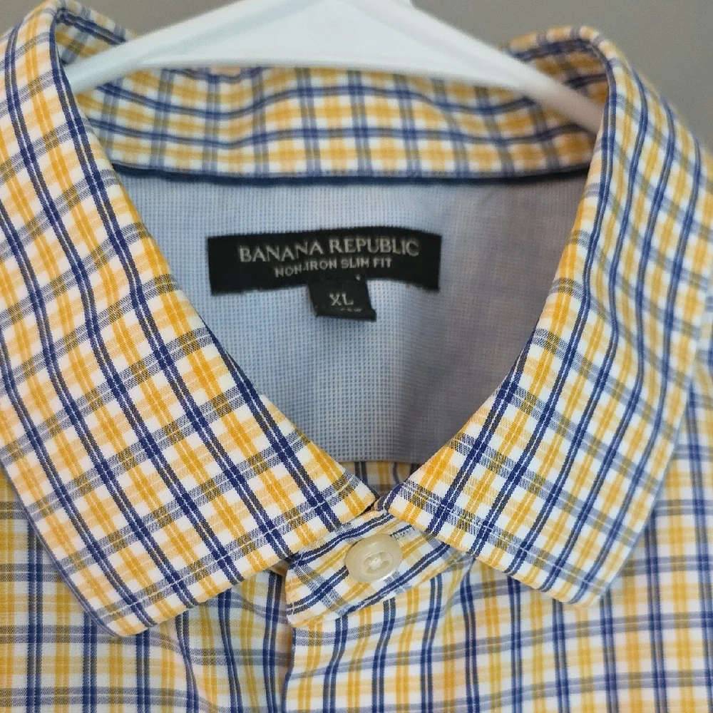 Banana Republic Blue and Yellow Button Down Shirt Size XL